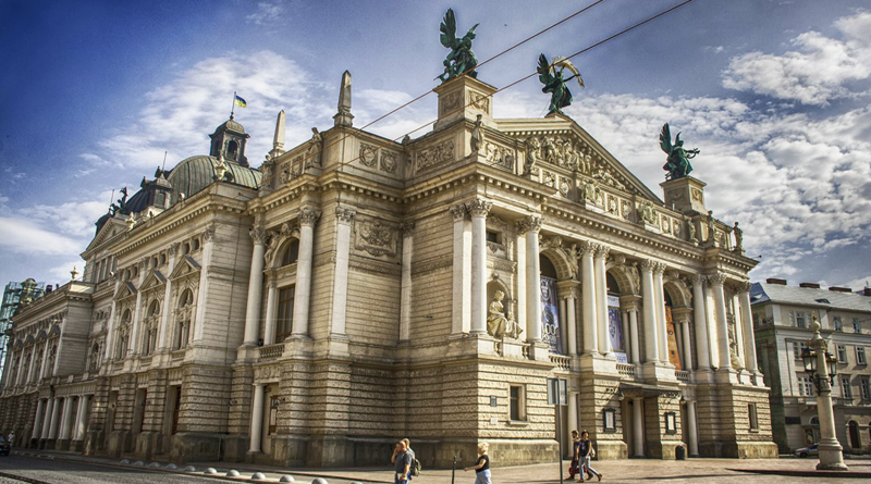 Оперний театр львівщина